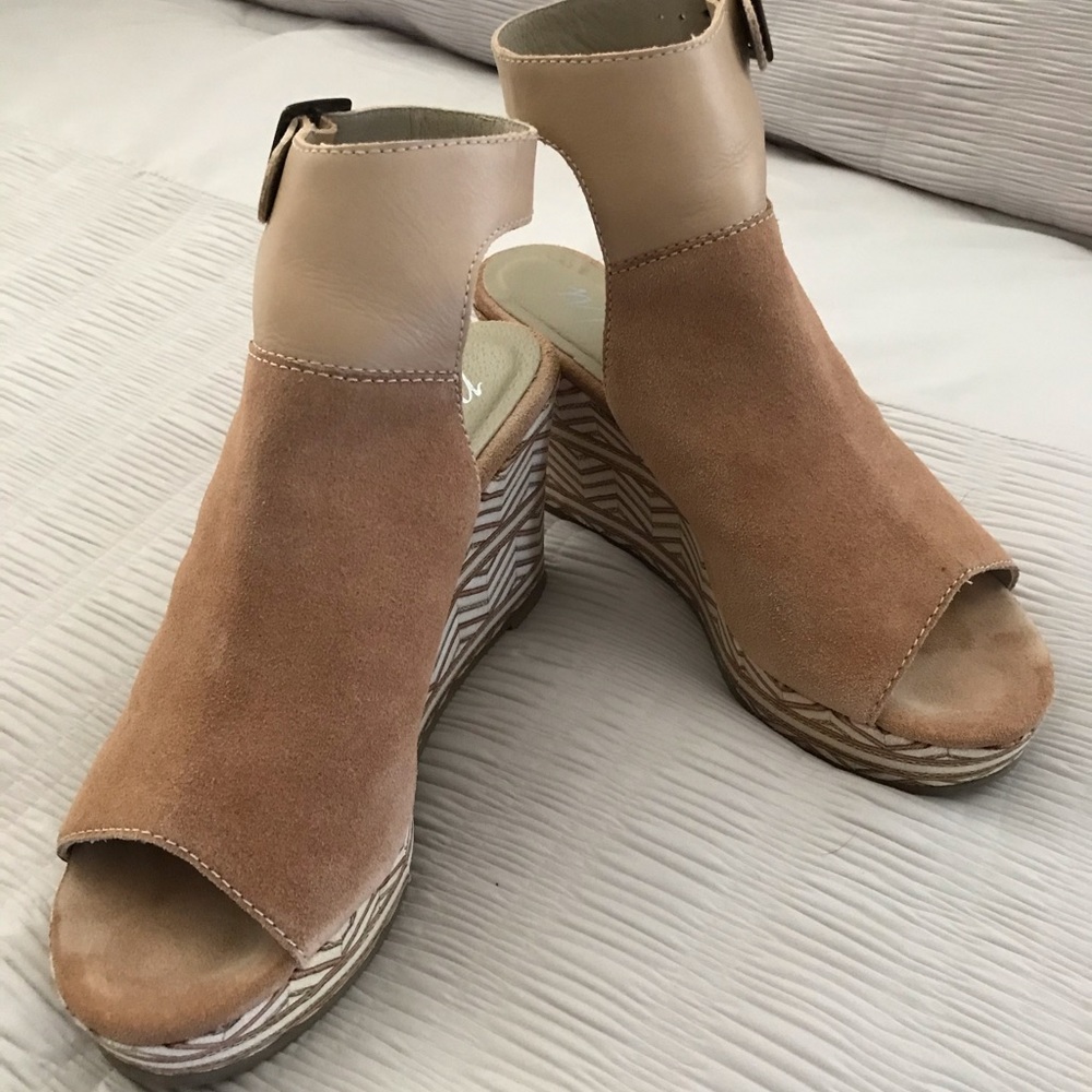 Matisse wedge sandal